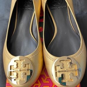 TORY BURCH BRAND NEW GOLD SHOES